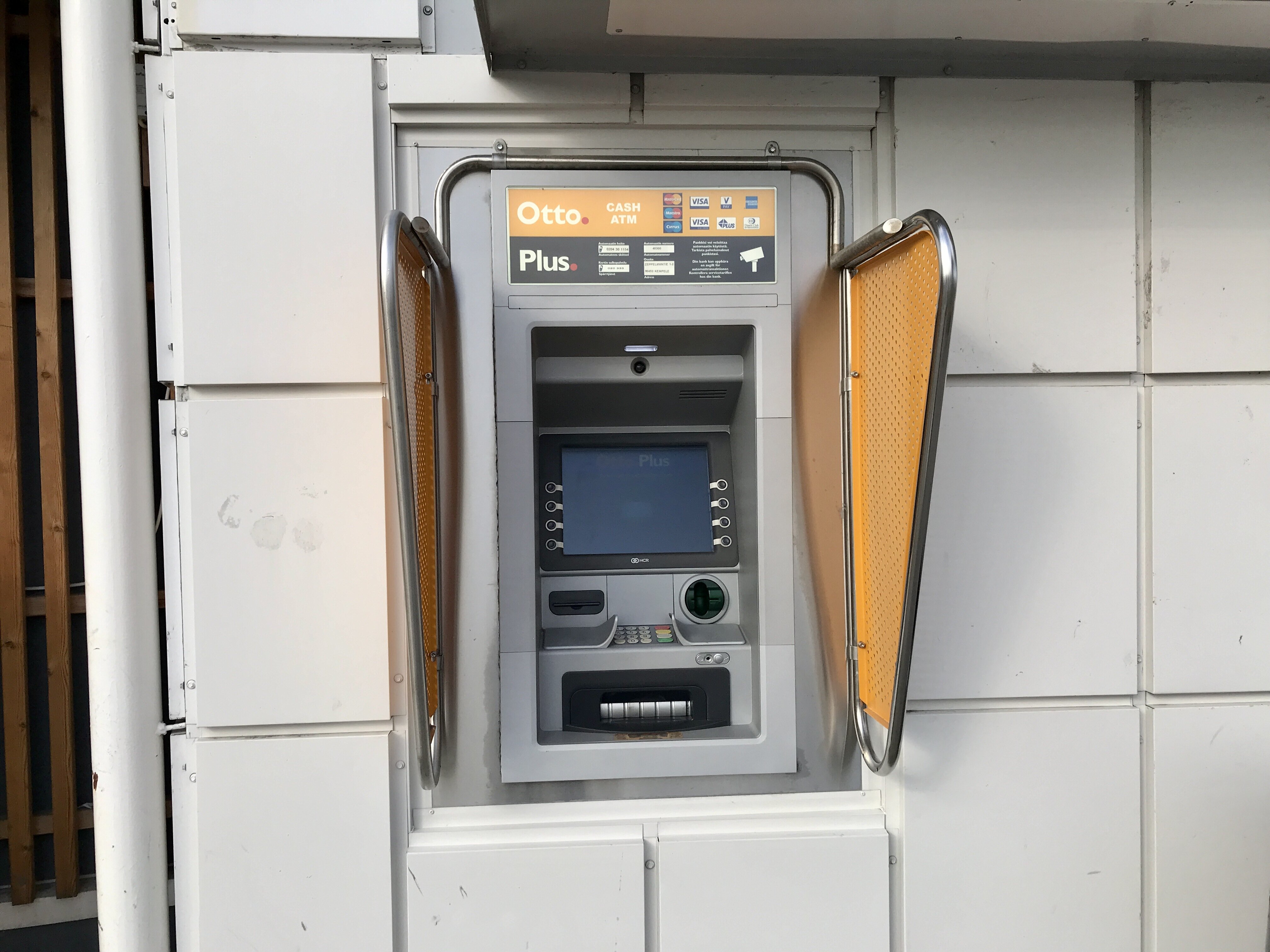 フィンランドの屋外ATM